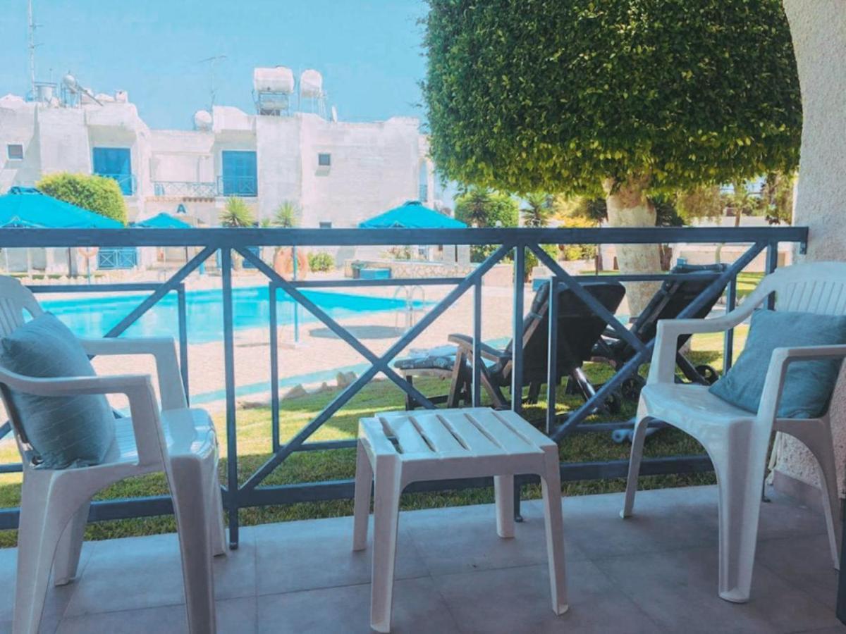 Shelter Next To The Beach Larnaca Bagian luar foto